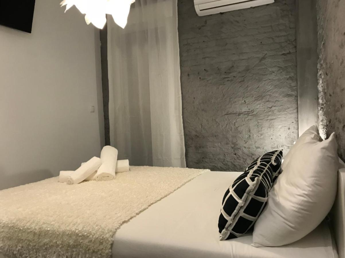 Pequeno Alojamiento Con Mini Piscina - No Climatizada Valence Extérieur photo