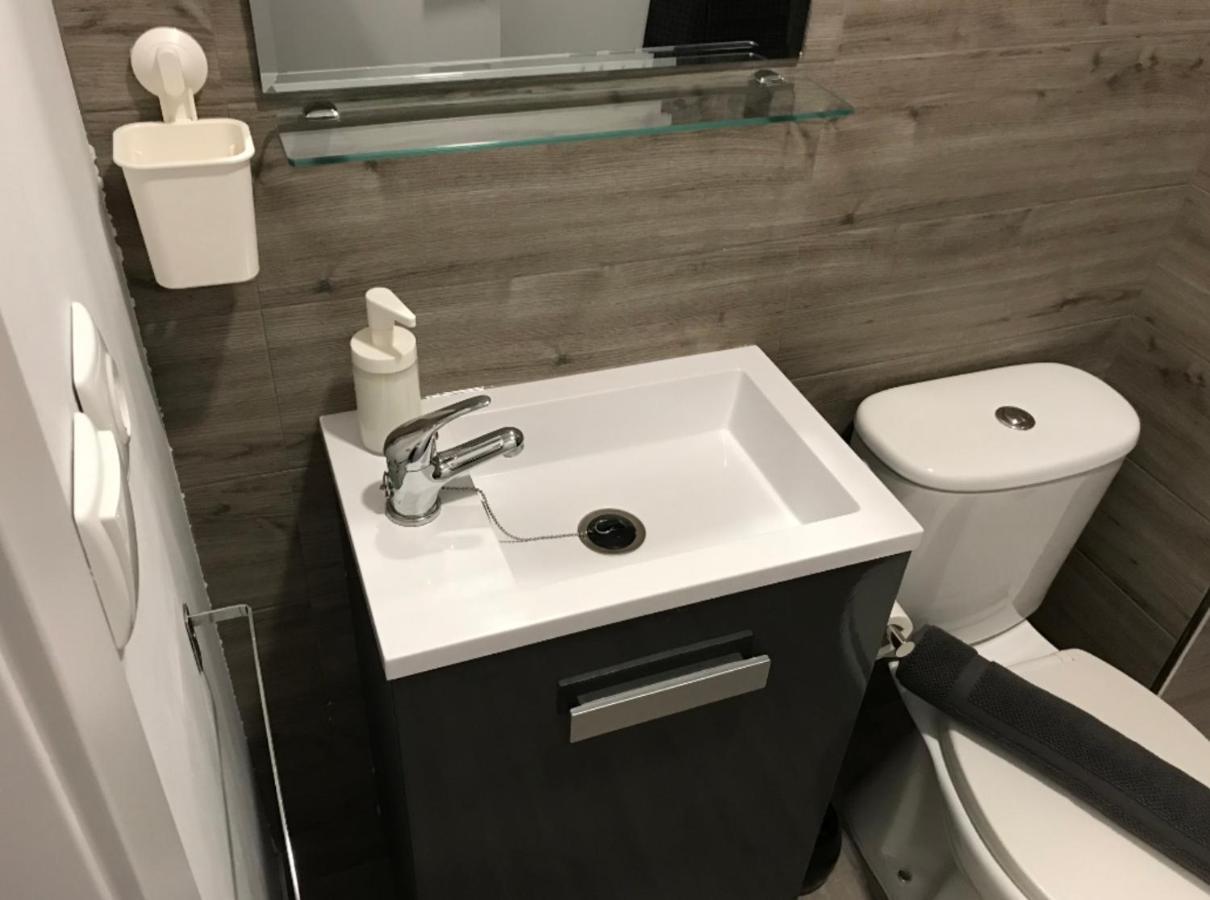 Pequeno Alojamiento Con Mini Piscina - No Climatizada Valence Extérieur photo