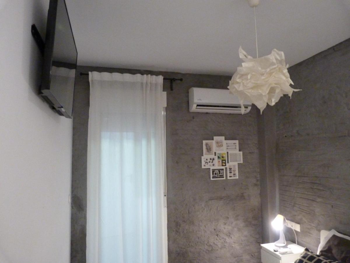 Pequeno Alojamiento Con Mini Piscina - No Climatizada Valence Extérieur photo