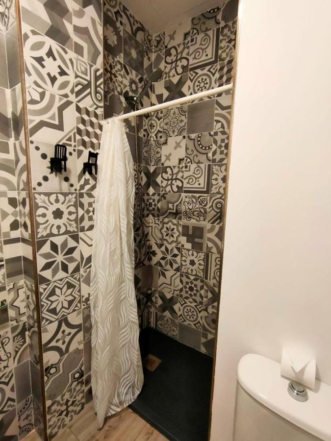 Pequeno Alojamiento Con Mini Piscina - No Climatizada Valence Extérieur photo